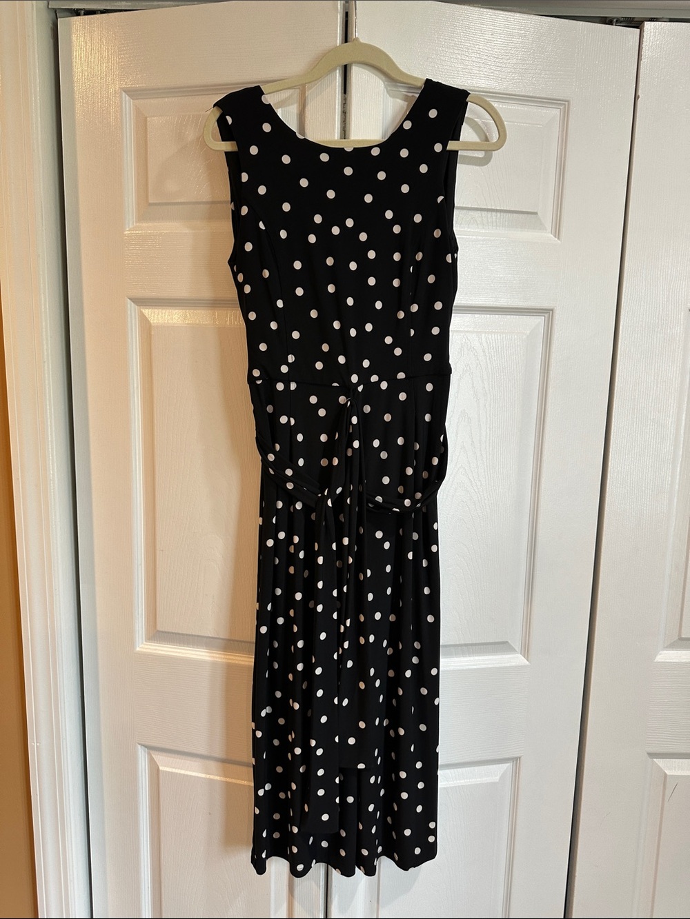Black and White Polka Dot Sleeveless Tie-Waist Dress